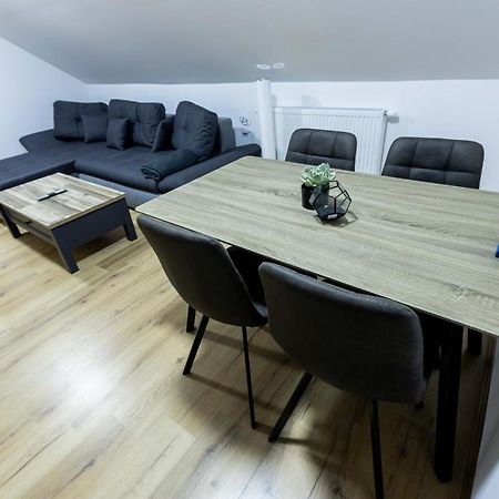 Apartmani Tomsic Darda 외부 사진